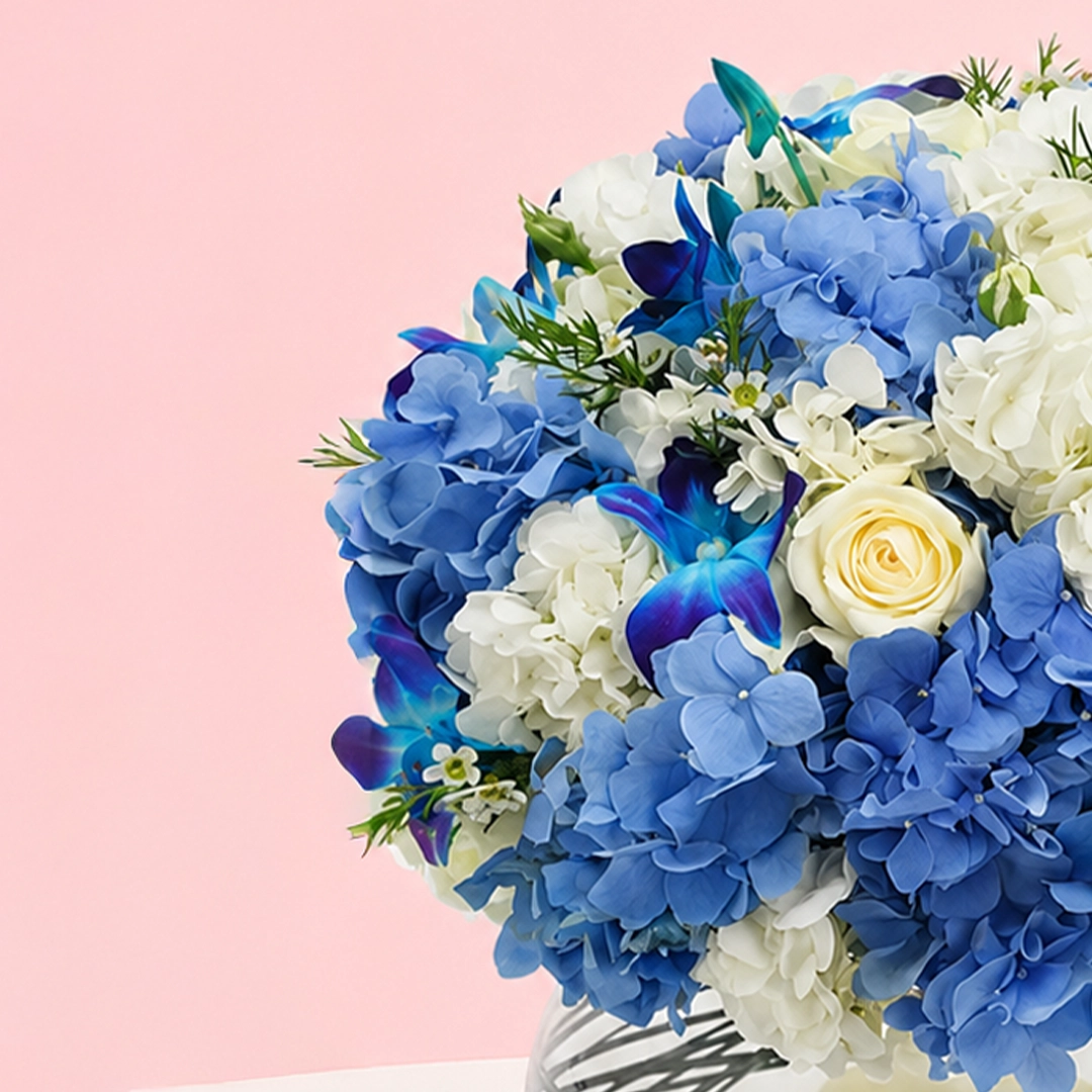 dazzling-hydrangea-with-orchid-in-fish-bowl_2026_02