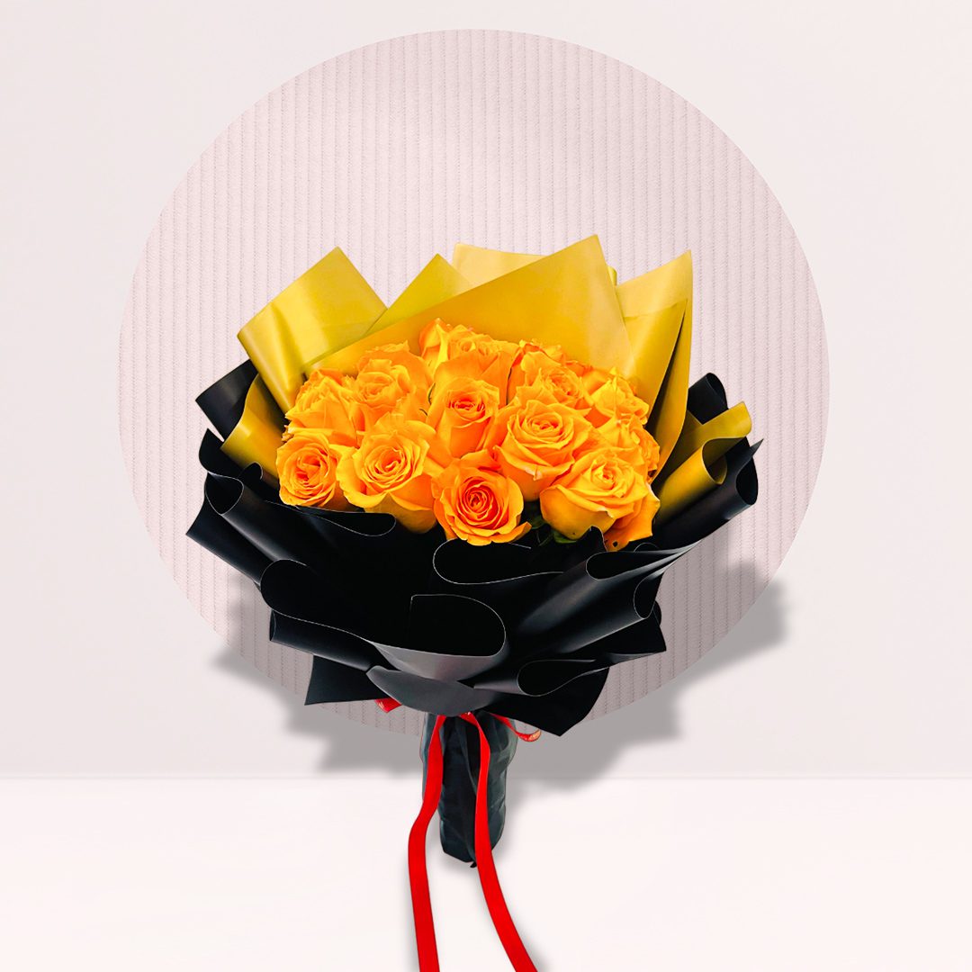 IMG_2507 Yellow rose bouquet wrapped in black and gold paper