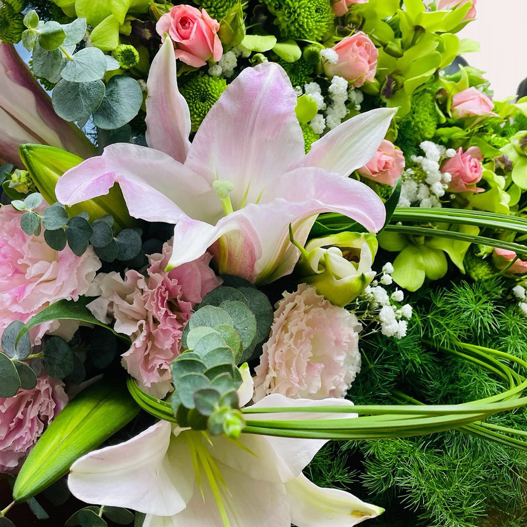3 (48) send flowers in kl