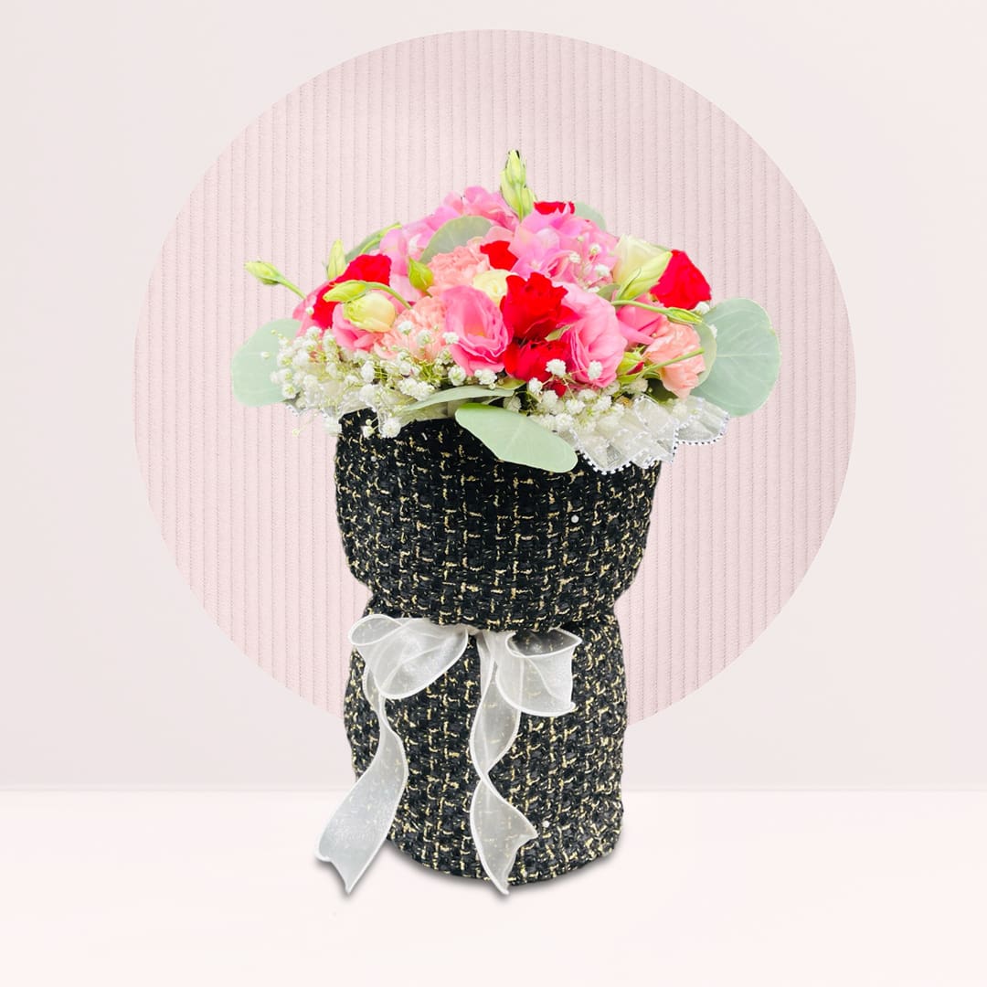 1 (124) Pink red carnation spray rose flower box with baby’s breath and eucalyptus