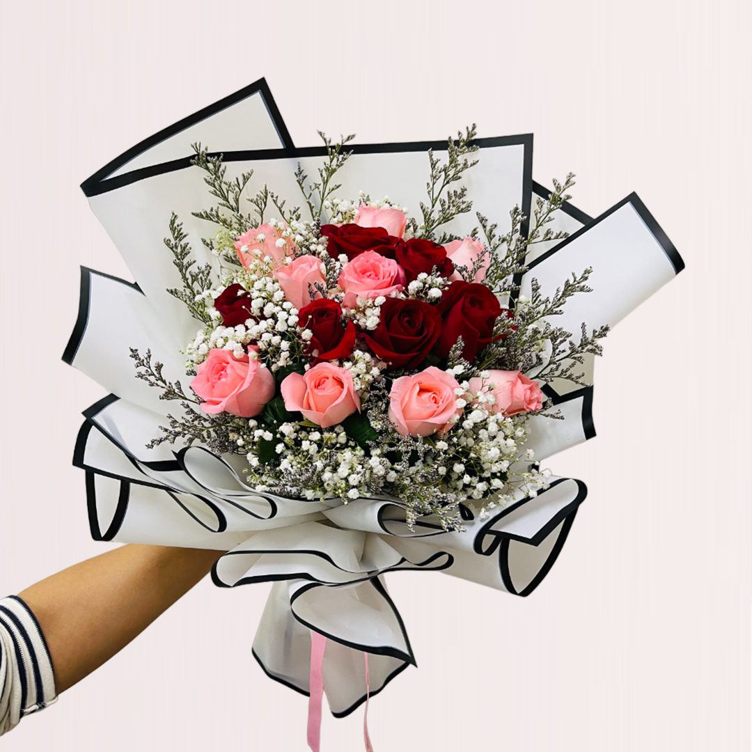 Rose 15 Stem, Baby’s Breath, Caspia.