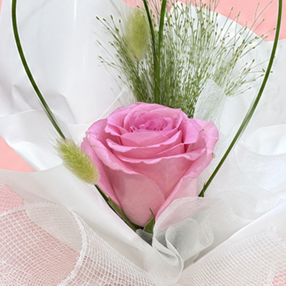 single-pink-rose-bouquet_04