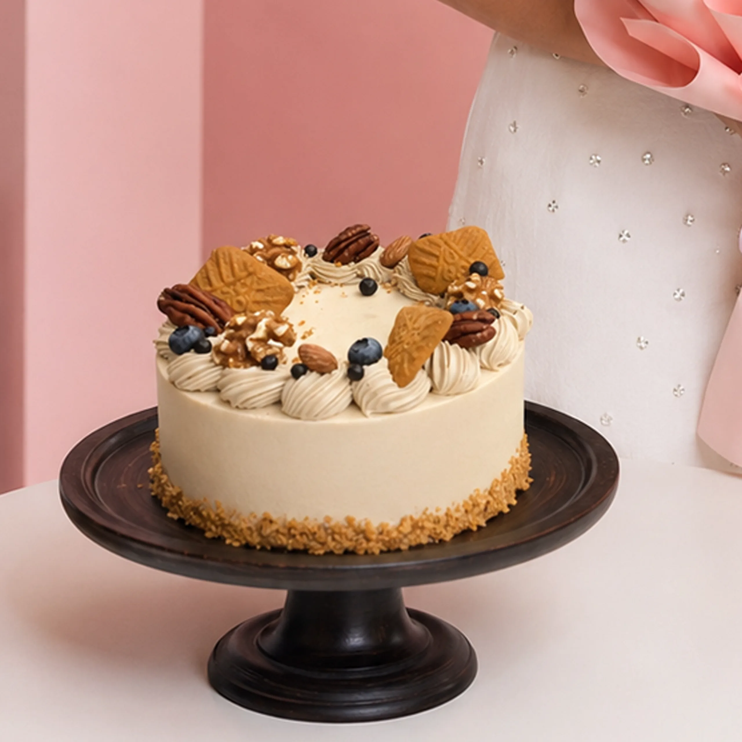 sweet-bouquet-walnut-cake-combo_02