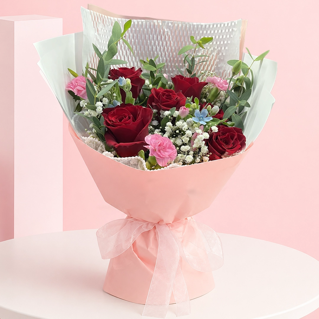 love-in-bloom-bouquet_02