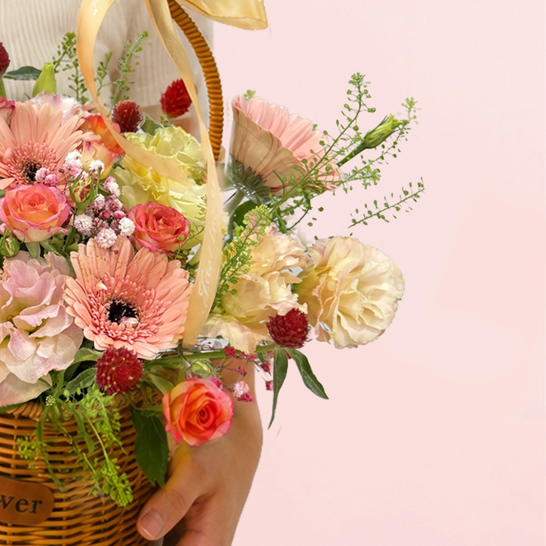 soft-peach-flower-basket_03