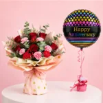 5 roses and 5 carnations bouquet with a 'Happy Anniversary' round foil balloon