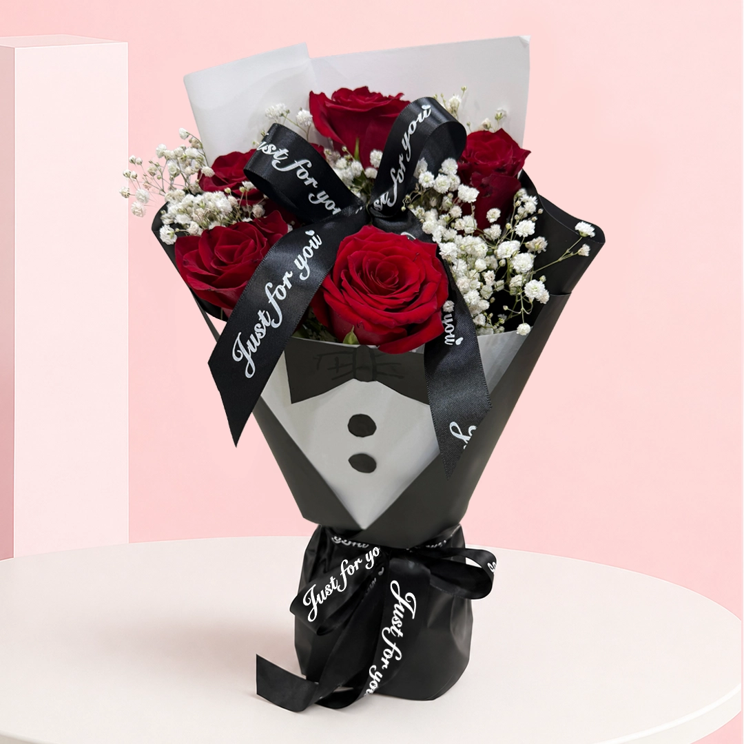 thank-you-dad-bouquet Classic Bouquet for Him featuring fresh red roses and delicate baby’s breath arranged in an elegant and timeless floral design.