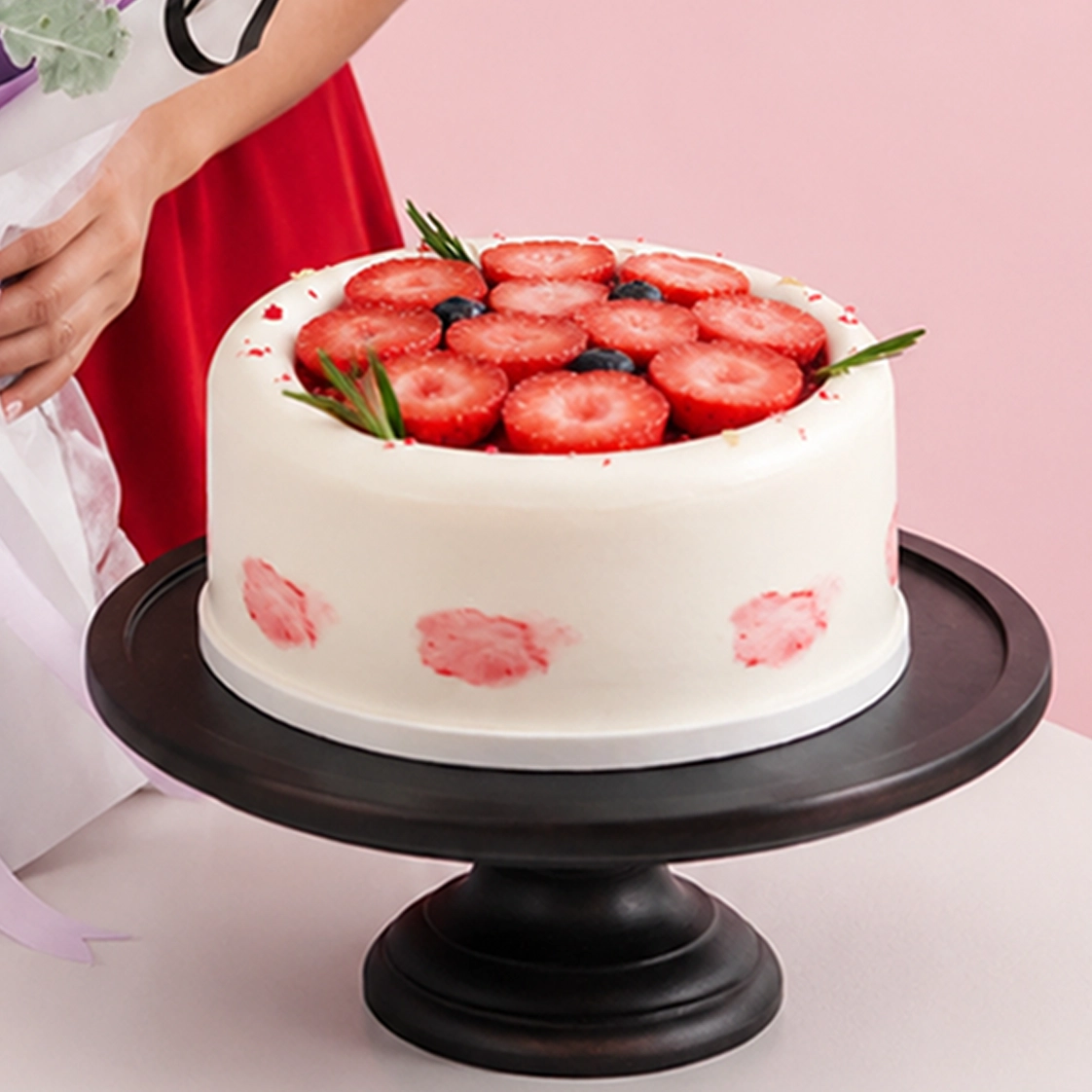 whisper-bouquet-lychee-cake-combo_02